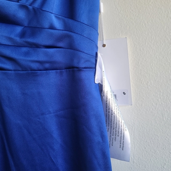 Ieena for Mac Duggal, Plunging Faux Wrap Sleeveless Evening Gown, Royal. Size 10 - Picture 14 of 14